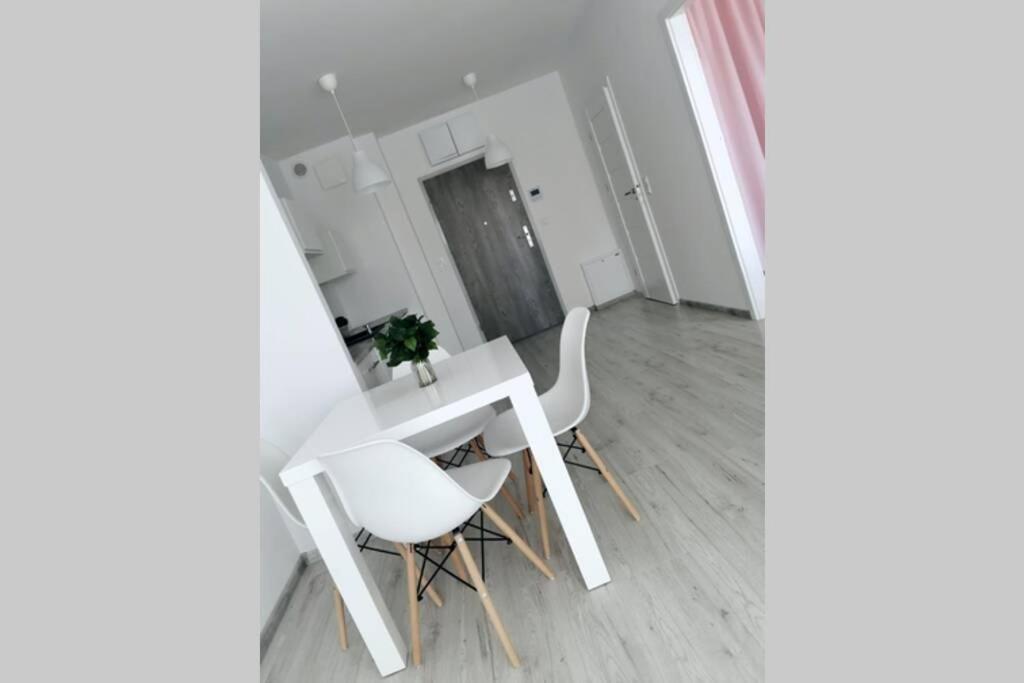 Green Apartment Promenada Gwiazd- Widok Na Morze. Misdroy Exterior foto